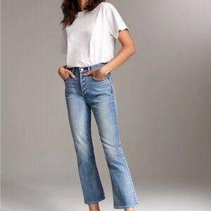 Aritzia | Denim Forum Bailey High Rise Crop Flare | Button Fly